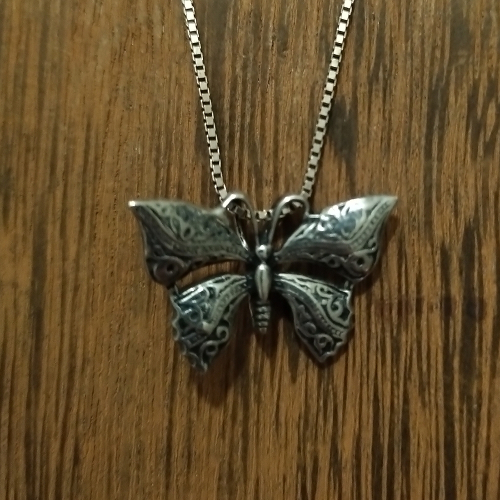 Elegant Sterling Silver Butterfly Pendant 17" Necklace